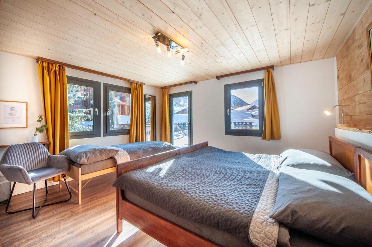 Room'S Chez Beni Grächen Exteriör bild